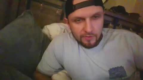 Snapshot of ur_zaddy4now chatting on January 2025 01:31:02 PM ur_zaddy4now online show from January 2025 01:31:02 PM