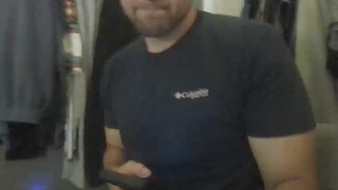 Snapshot of ur_zaddy4now chatting on April 2026 02:51:02 AM ur_zaddy4now online show from April 2026 02:51:02 AM