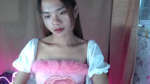Snapshot of urasian_crisa chatting on September 2025 11:28:01 PM urasian_crisa online show from September 2025 11:28:01 PM