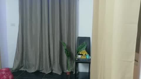 Snapshot of urasian_crisa chatting on November 2025 12:39:02 PM urasian_crisa online show from November 2025 12:39:02 PM