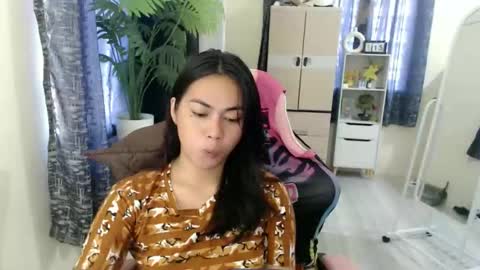 urasian_erica online show from January 2026 01:09:02 AM