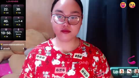 Snapshot of urasian_hotchix69 chatting on June 2026 10:30:01 PM Lycah online show from June 2026 10:30:01 PM