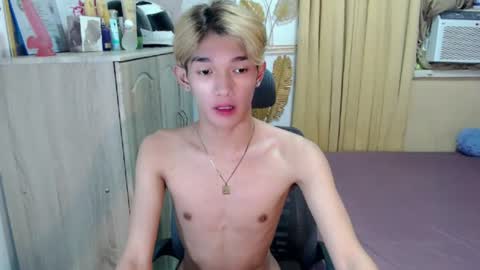 urasian_john20 online show from June 2026 11:15:01 AM