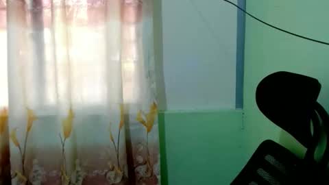 Snapshot of urasian_joy chatting on October 2025 03:54:02 AM urasian_joy online show from October 2025 03:54:02 AM