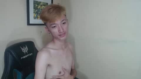 urasian_ladyboyxxx online show from April 2026 07:09:01 AM