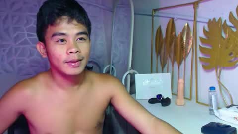 HI WE ARE NATHANIEL AND SEV online show from March 2026 03:59:02 PM