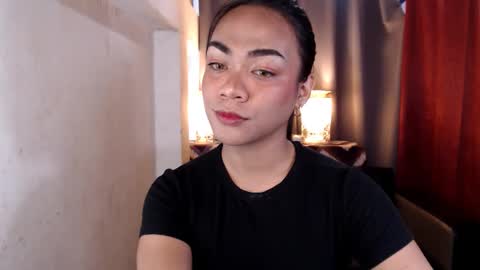 Snapshot of urasian_olivia1 chatting on January 2025 09:50:01 PM Olivia online show from January 2025 09:50:01 PM