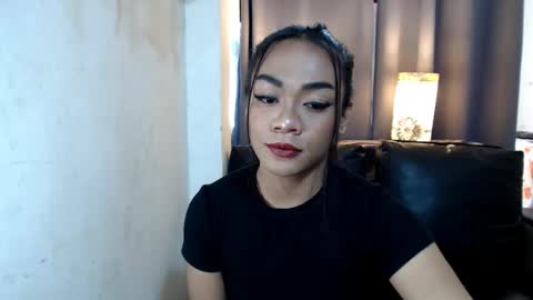 Snapshot of urasian_olivia1 chatting on February 2025 08:31:01 PM Olivia online show from February 2025 08:31:01 PM