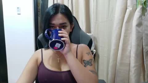 Snapshot of urasiandreamgirlxxx chatting on November 2025 10:25:02 AM jess online show from November 2025 10:25:02 AM