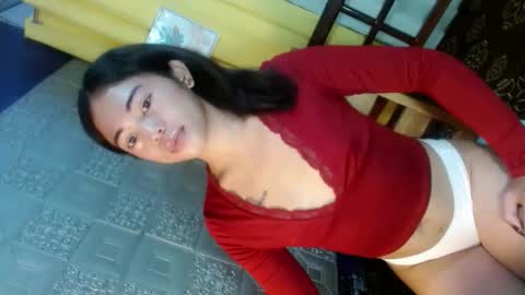 Snapshot of urasiangirl01 chatting on May 2026 08:58:02 PM yesha online show from May 2026 08:58:02 PM