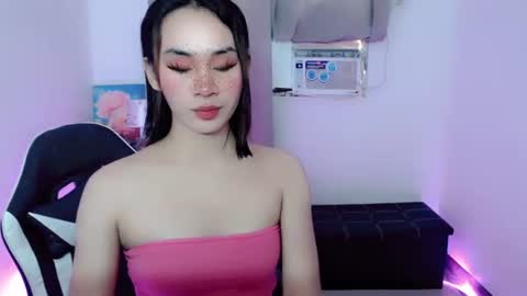 Snapshot of urbaby_kat chatting on September 2025 06:50:02 AM Kat online show from September 2025 06:50:02 AM