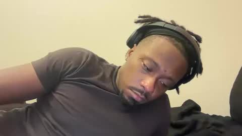 Snapshot of urbandick5 chatting on October 2025 12:53:01 AM urbandick5 online show from October 2025 12:53:01 AM