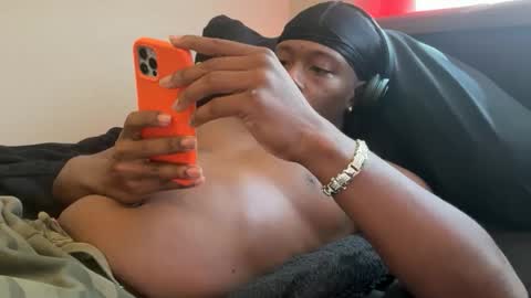 Snapshot of urbandick5 chatting on October 2025 06:07:02 PM urbandick5 online show from October 2025 06:07:02 PM