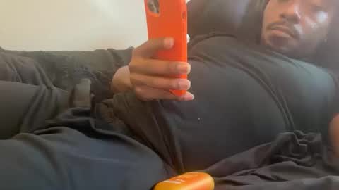 Snapshot of urbandick5 chatting on October 2025 08:53:02 PM urbandick5 online show from October 2025 08:53:02 PM