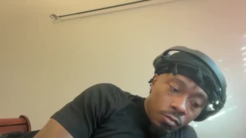 Snapshot of urbandick5 chatting on November 2025 10:10:02 PM urbandick5 online show from November 2025 10:10:02 PM