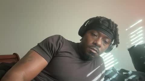 Snapshot of urbandick5 chatting on November 2025 09:03:02 PM urbandick5 online show from November 2025 09:03:02 PM