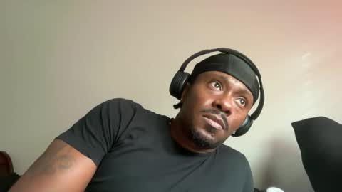 Snapshot of urbandick5 chatting on November 2025 09:07:01 PM urbandick5 online show from November 2025 09:07:01 PM