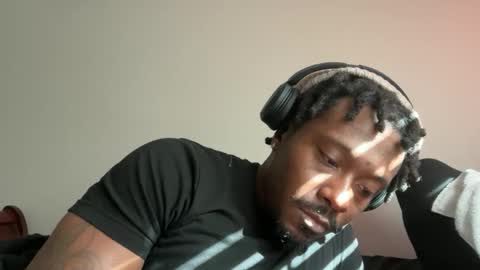 Snapshot of urbandick5 chatting on December 2025 07:09:01 PM urbandick5 online show from December 2025 07:09:01 PM