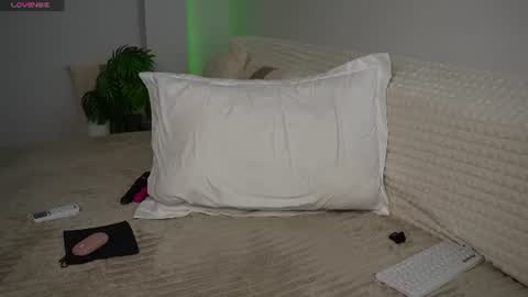 Ksenia Pterson online show from June 2026 02:24:02 AM