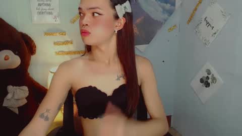 urblossom_ayaxxx online show from February 2025 10:27:02 AM