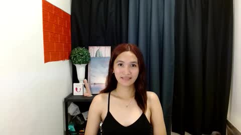 Snapshot of urblossom_princess chatting on April 2026 10:27:01 AM urblossom_princess online show from April 2026 10:27:01 AM