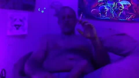 urdaddy875867 online show from March 2026 05:00:02 AM