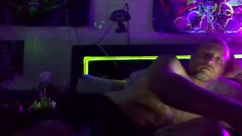 urdaddy875867 online show from May 2026 02:42:01 AM