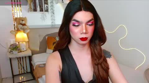 Snapshot of urdeityoflove_ chatting on September 2025 03:33:01 PM rose and khristine online show from September 2025 03:33:01 PM