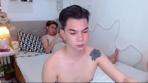 Snapshot of urdeityoflove_ chatting on October 2025 08:10:01 AM rose and khristine online show from October 2025 08:10:01 AM