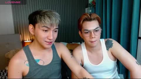 Snapshot of urdeityoflove_ chatting on November 2025 07:46:02 PM rose and khristine online show from November 2025 07:46:02 PM