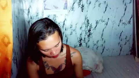 Sweetacyl online show from May 2026 04:48:01 PM