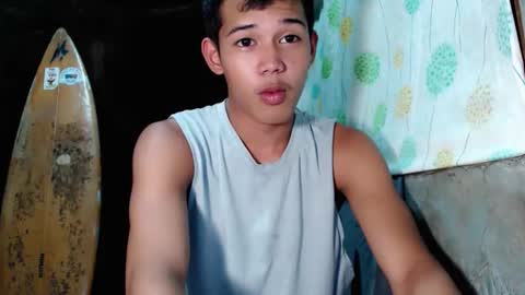 urdreamboy_clarin online show from March 2026 05:44:02 AM