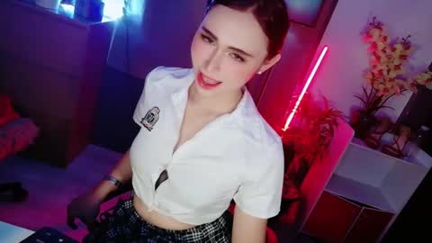 Snapshot of urfave_bbgirl chatting on April 2026 11:35:01 AM urfave_bbgirl online show from April 2026 11:35:01 AM