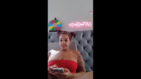 Snapshot of urfaveriri chatting on October 2025 04:41:01 PM urfaveriri online show from October 2025 04:41:01 PM