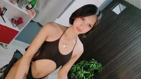 Snapshot of urfavouriteaddiction chatting on February 2026 10:16:02 AM Rianne online show from February 2026 10:16:02 AM