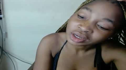 urflirtydoll online show from January 2025 02:17:01 AM