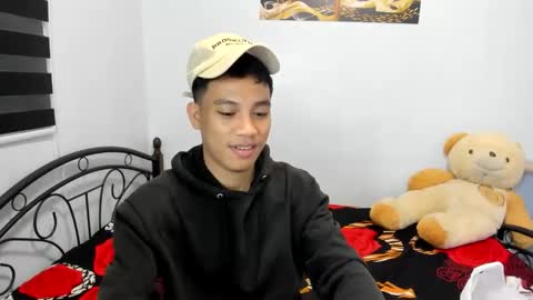 urfucker_vinz online show from April 2026 05:36:02 AM