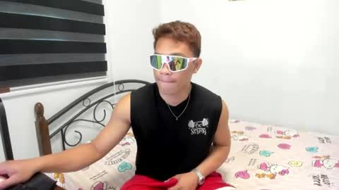 urfucker_vinz online show from June 2026 05:12:01 AM