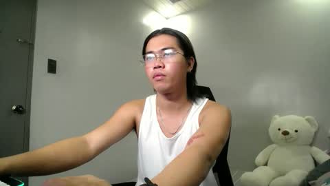 Snapshot of urfuckinghighness chatting on March 2026 10:32:01 AM ask me online show from March 2026 10:32:01 AM