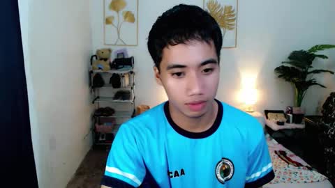 Snapshot of urguy_habibi chatting on November 2025 02:11:01 PM Bib online show from November 2025 02:11:01 PM