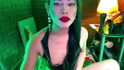 Snapshot of urhardcockqueenxxx chatting on May 2026 06:59:01 PM queen norelle online show from May 2026 06:59:01 PM