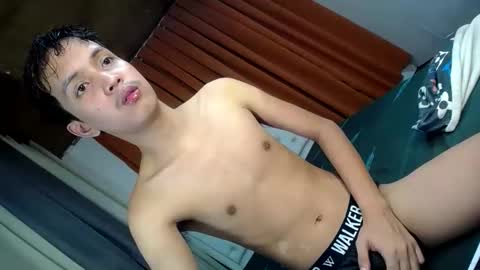 urhot_johny online show from June 2026 10:37:02 AM