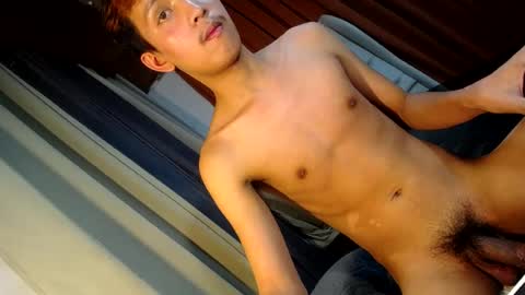 urhot_johny online show from June 2026 12:33:01 PM