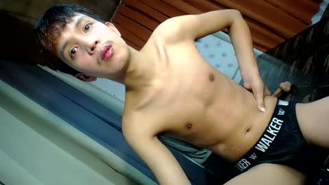 urhot_johny online show from June 2026 07:36:02 AM