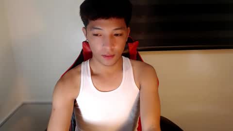 Snapshot of urhotethanxx chatting on November 2025 03:38:02 PM Ethan online show from November 2025 03:38:02 PM