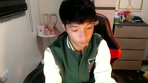 Ethan online show from April 2026 05:52:01 PM