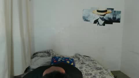 Snapshot of urhotfuckingass chatting on January 2025 10:43:02 PM richard online show from January 2025 10:43:02 PM