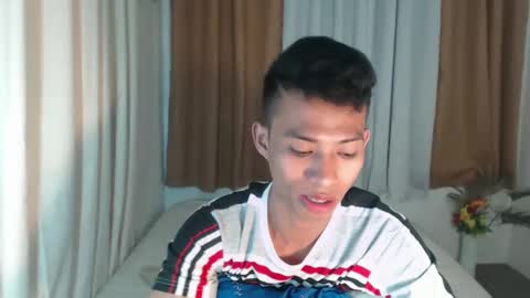 Snapshot of urhotfuckingass chatting on January 2025 07:58:02 AM richard online show from January 2025 07:58:02 AM