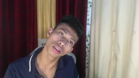 Snapshot of urhotfuckingass chatting on January 2025 04:02:01 AM richard online show from January 2025 04:02:01 AM