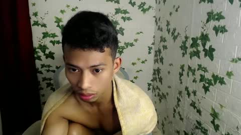 Snapshot of urhotfuckingass chatting on January 2025 06:07:01 AM richard online show from January 2025 06:07:01 AM